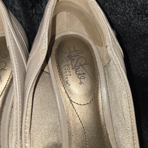 Life Stride Taupe Wedge Shoes - Picture 3 of 7